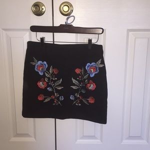 Floral mini skirt